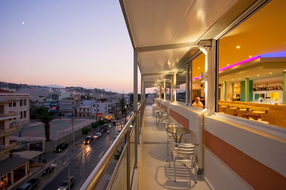 Liberty Hotel Rethymno  Exterior photo